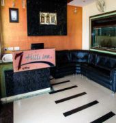7 Hills Inn 蒂鲁帕蒂 外观 照片